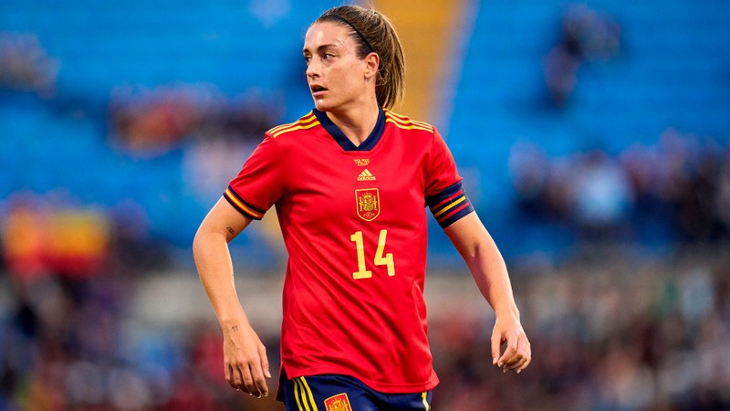 Alexia Putellas là ngôi sao lớn nhất của bóng đá nữ Tây Ban Nha